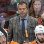 former-flyers-head-coach-announces-retirement