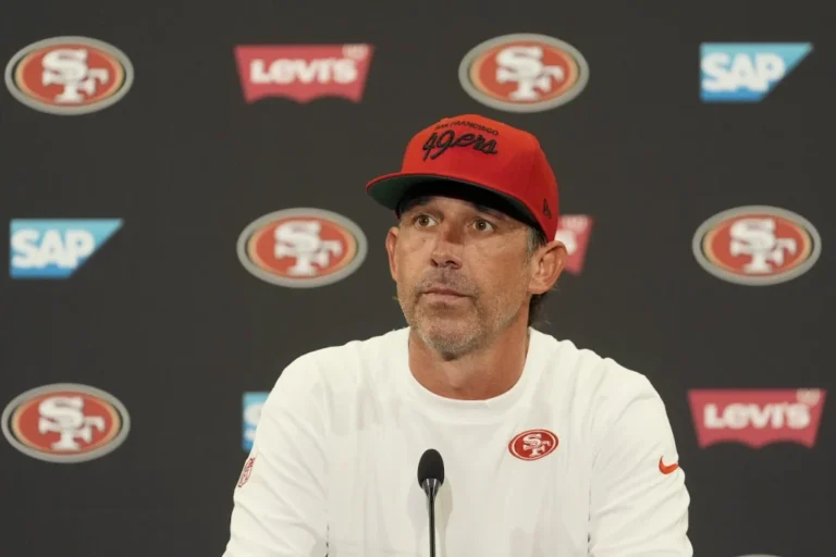 Kyle-Shanahan-in-a-news-conference-1024x683