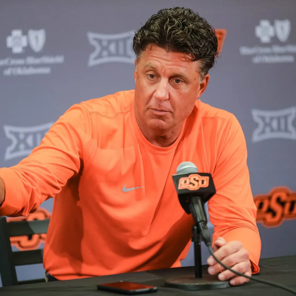 With tears in his eyes, Mike Gundy announced his resignation because of his wife’s severe health issue.