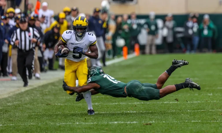 Michigan-football-vs-Michigan-State-1330